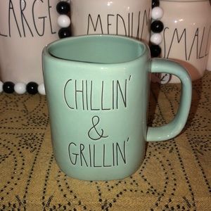 Rae Dunn CHILLIN’ & GRILLIN’ Mug